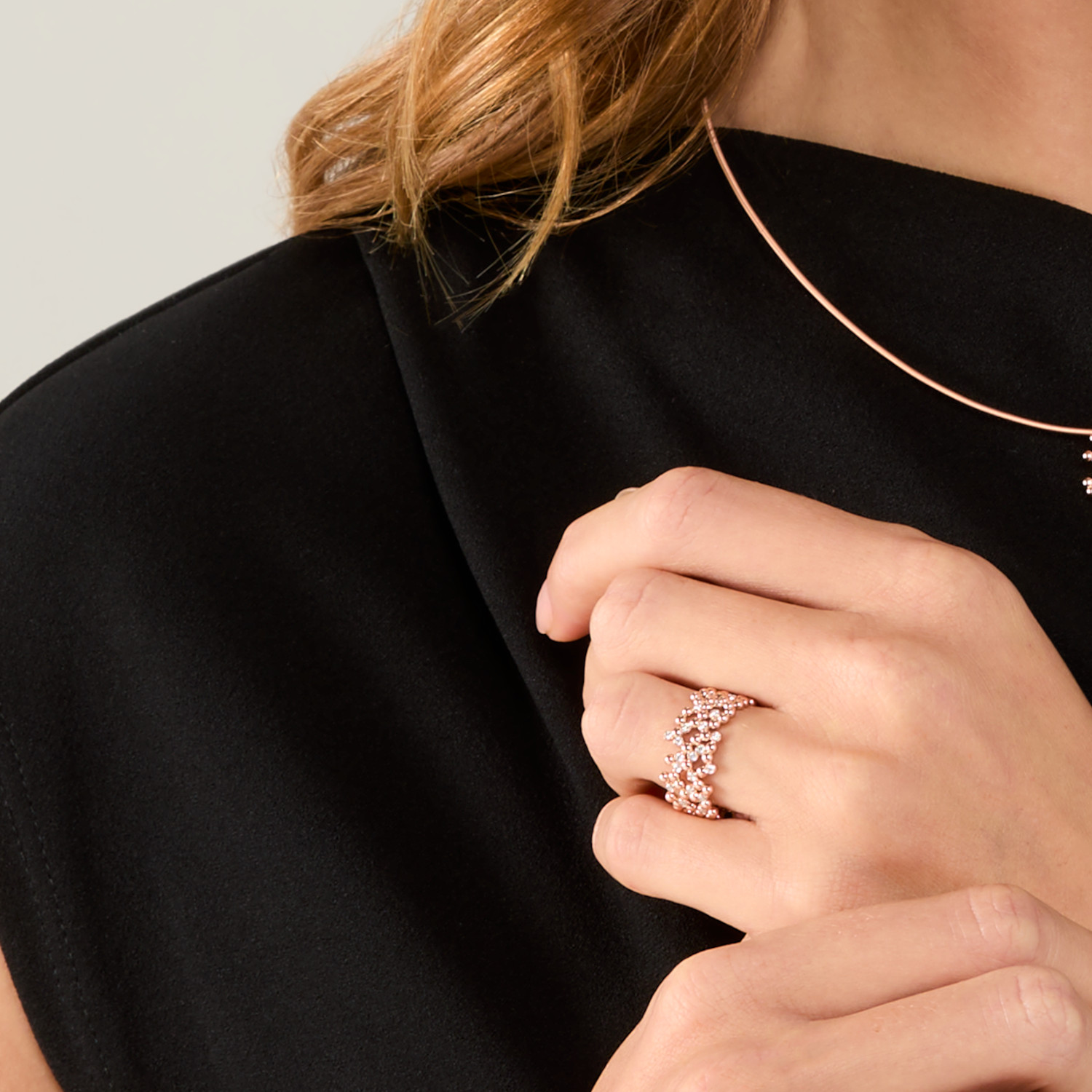 AURELIA Luxus-Ring-M aus 585/- Roségold mit Diamanten im Brillantschliff
