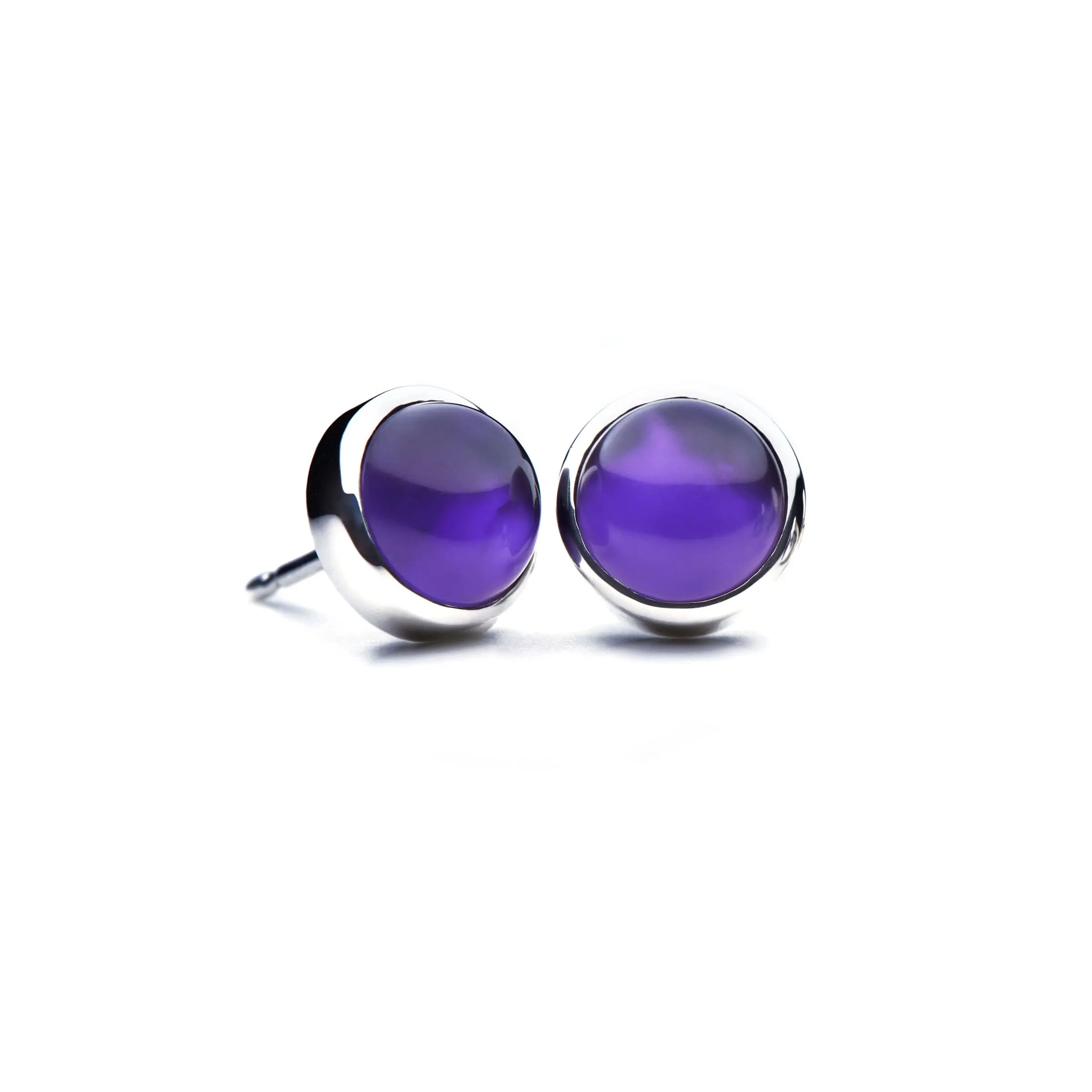 Ohrstecker Sterlingsilber mit Amethyst auf Perlmutt