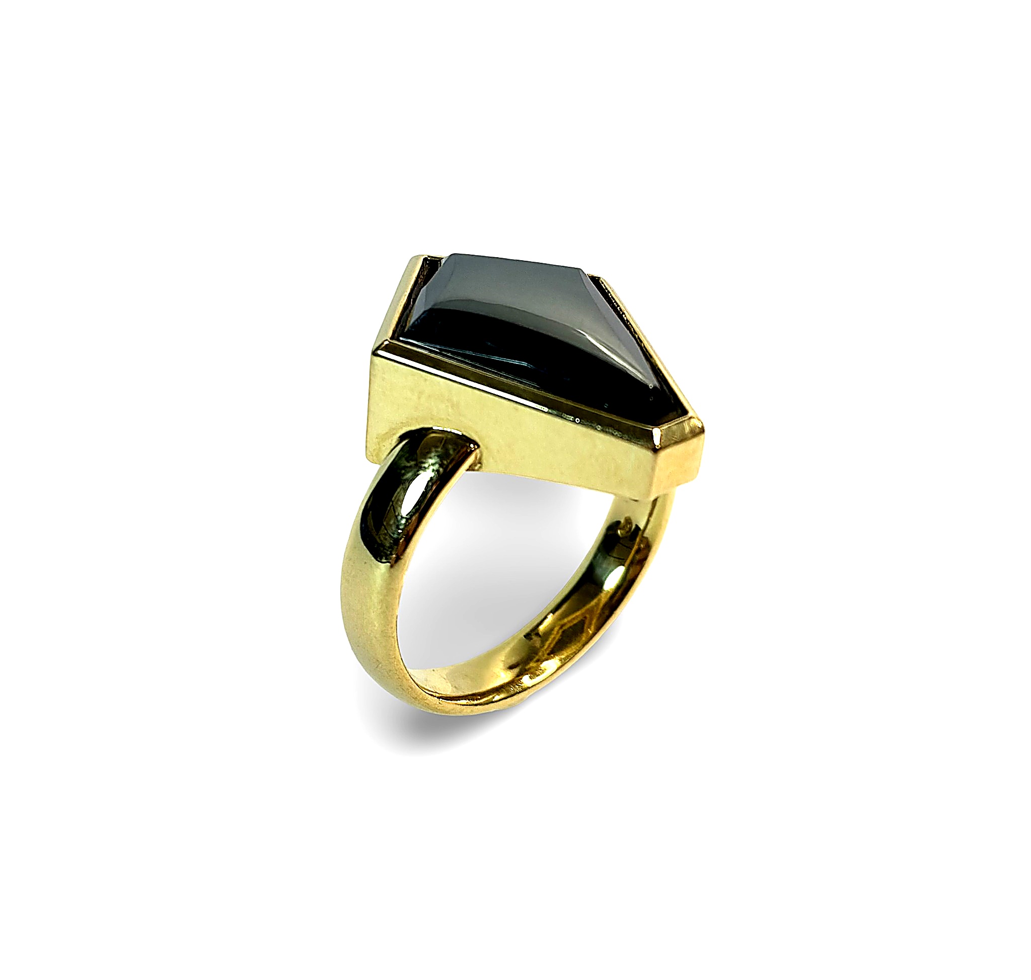 Ring mit einem Hämatith - Gold 750 - RW 65 - Privatbesitz